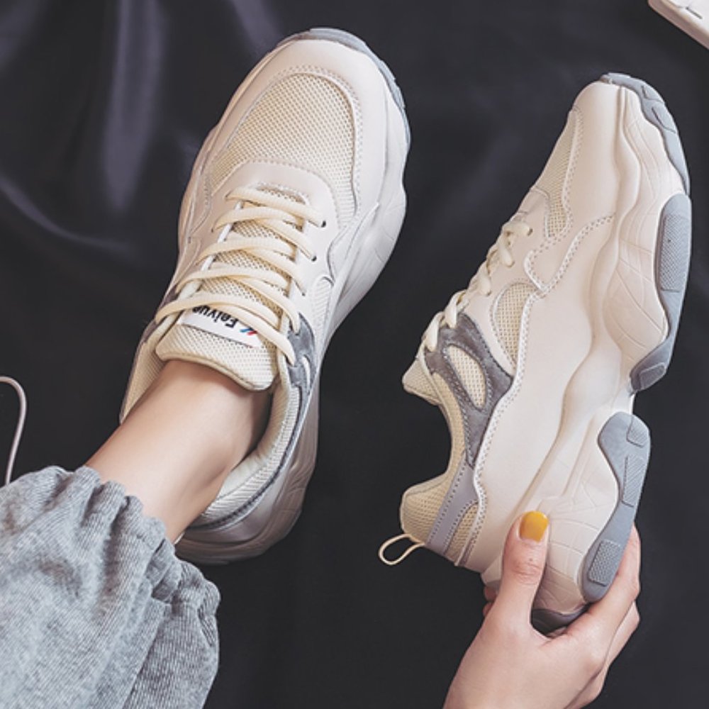 gym shoes